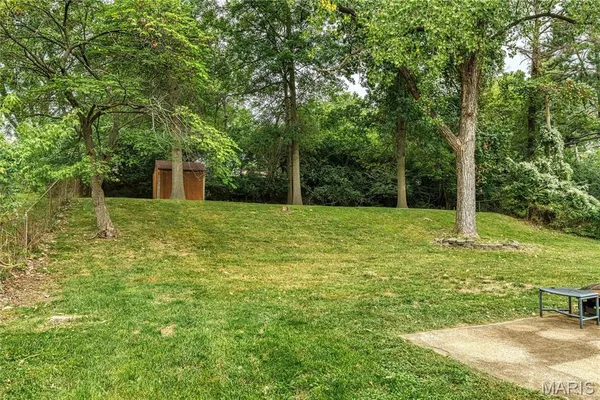 $2,195 | 241 Ries Road, Ballwin, MO 63021