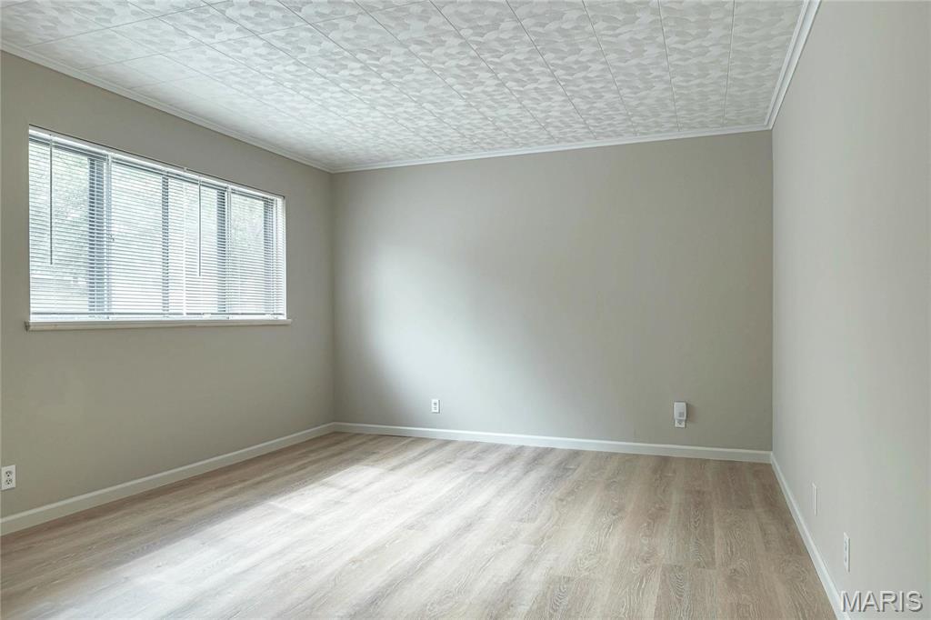 241 Ries Road Ballwin, MO 63021 - Photo 3 of 23