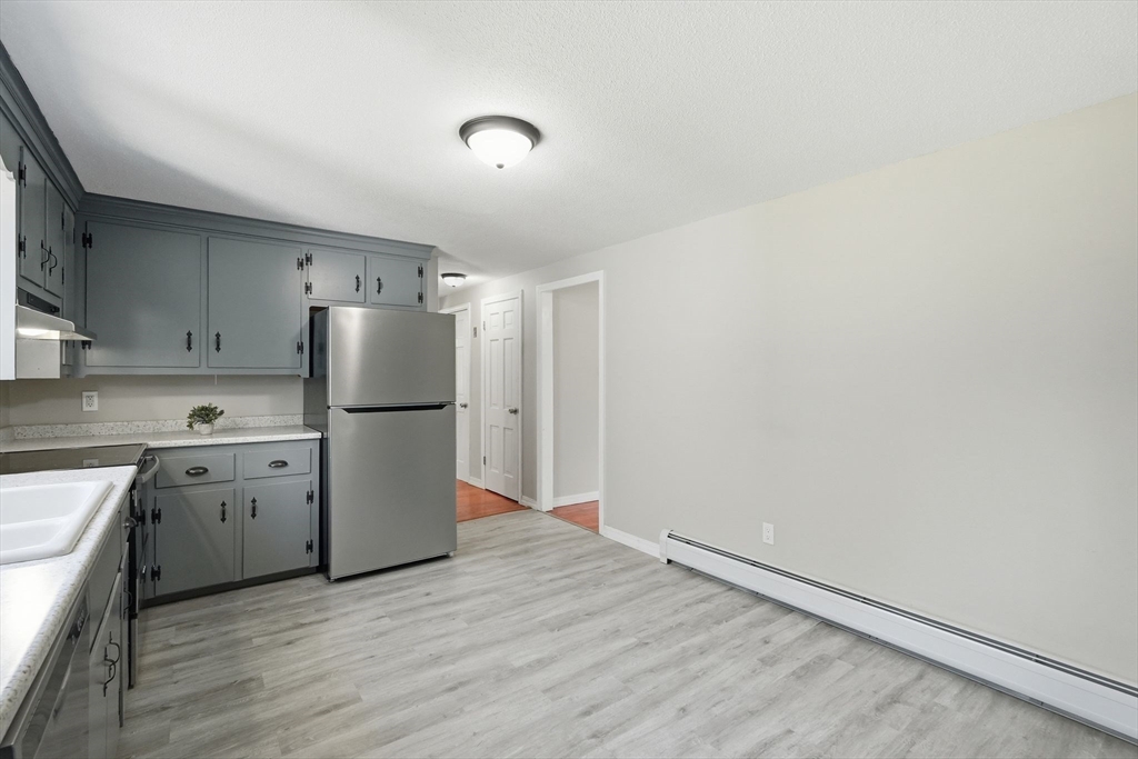 1107 North Pleasant Street Amherst, MA 01002 - Photo 14 of 42
