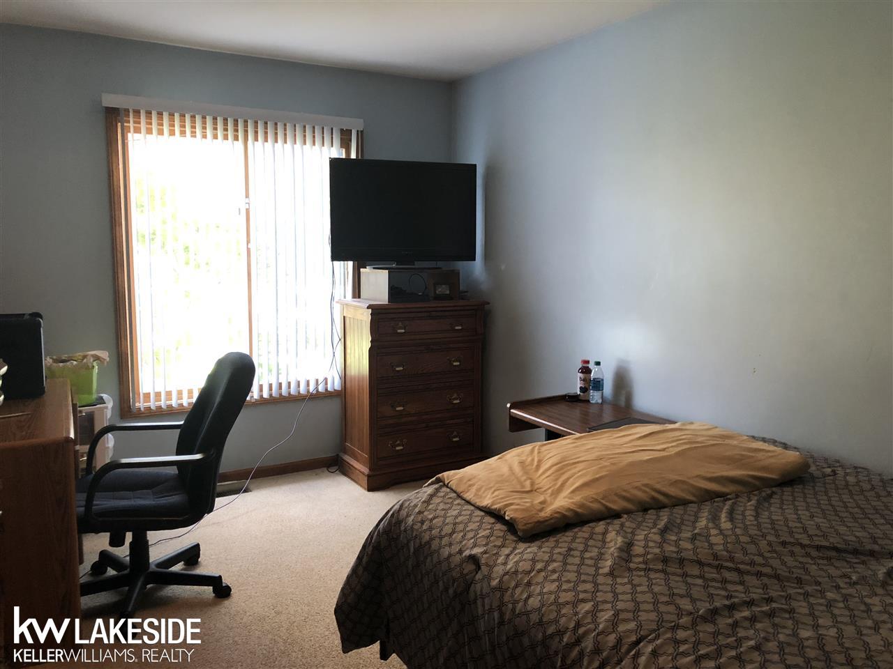 31170 Rothbury Way New Baltimore, MI 48047 - Photo 21 of 29 31374992-20.JPG