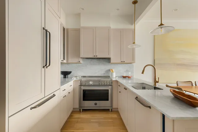 $1,950,000 | 378 8th Street, Unit PH | Park Slope