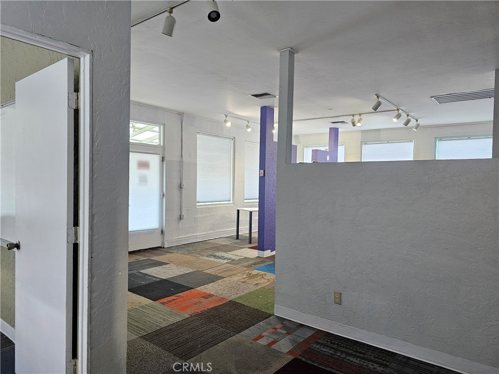 21298 Calistoga Road Middletown, CA 95461 - Photo 13 of 38 Gallery Image 13