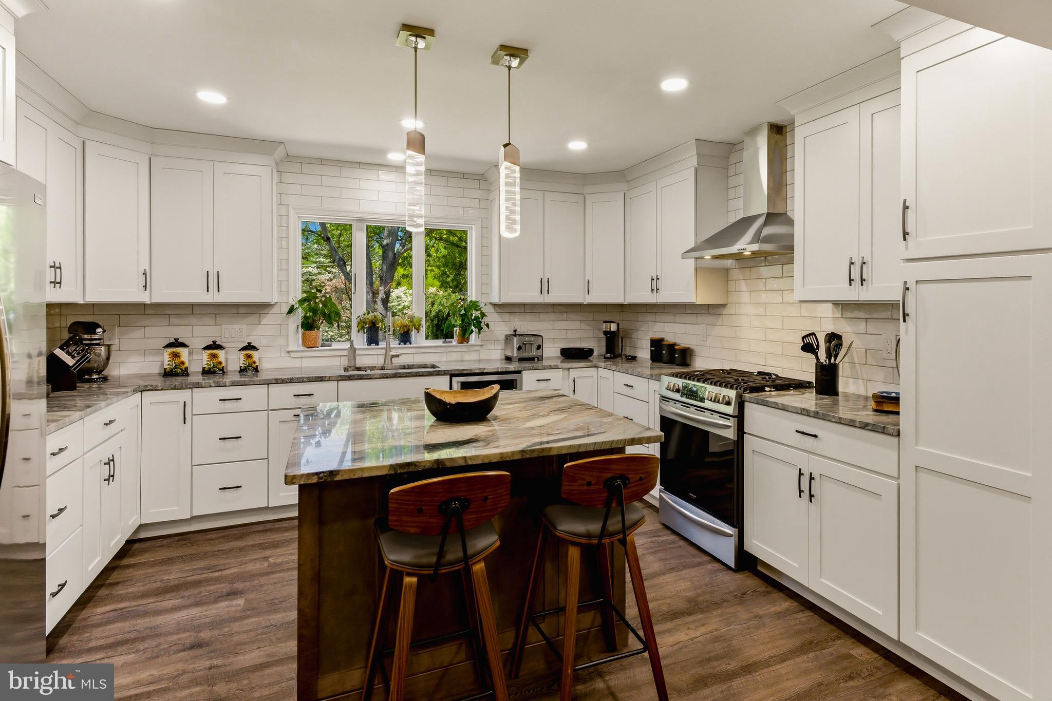 412 Greentree Road Sewell, NJ 08080 - Photo 15 of 61