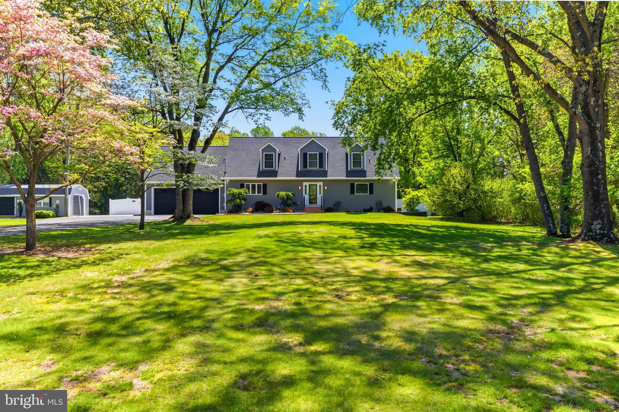 412 Greentree Road Sewell, NJ 08080 - Photo 2 of 61