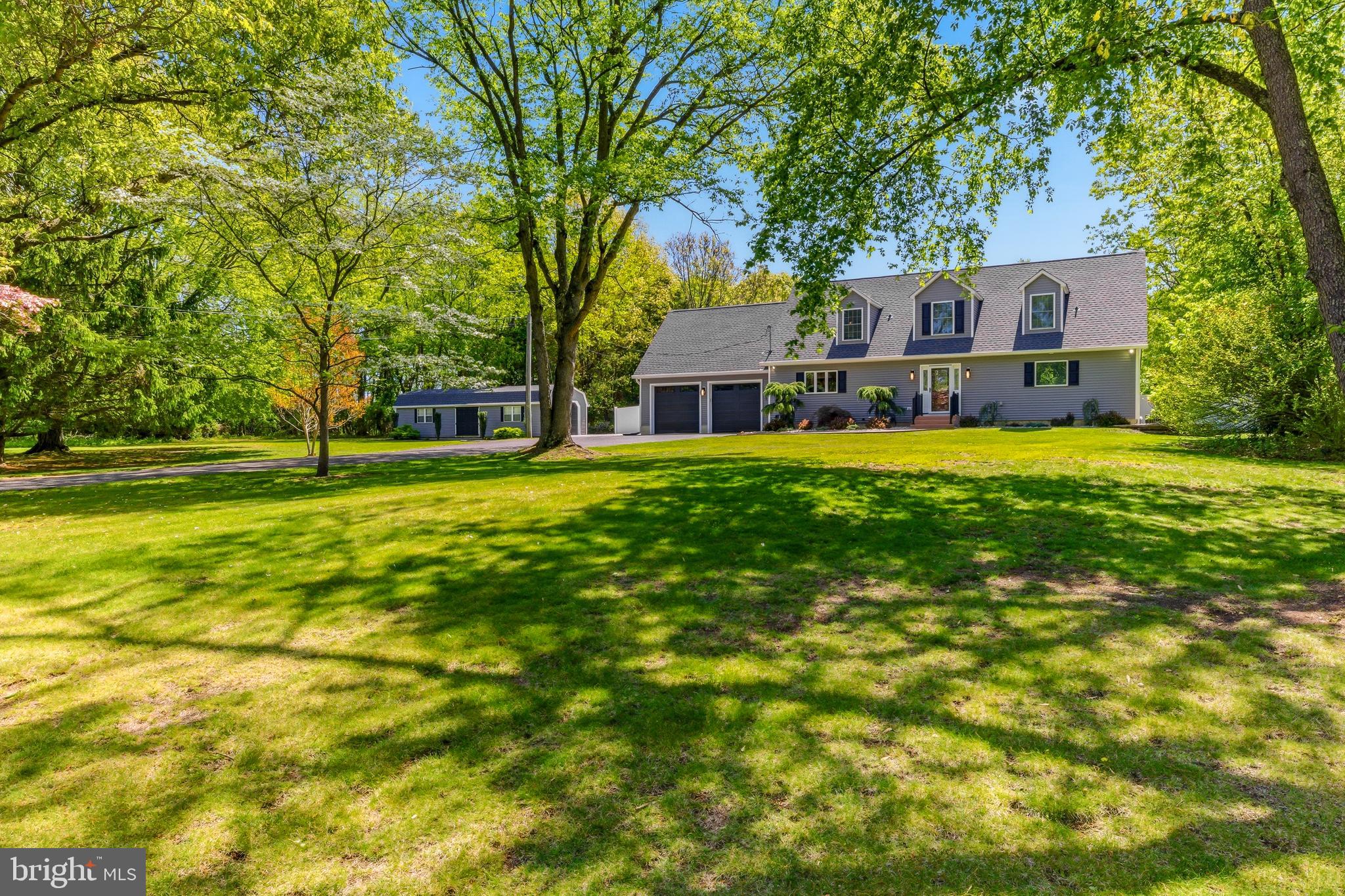 412 Greentree Road Sewell, NJ 08080 - Photo 3 of 61