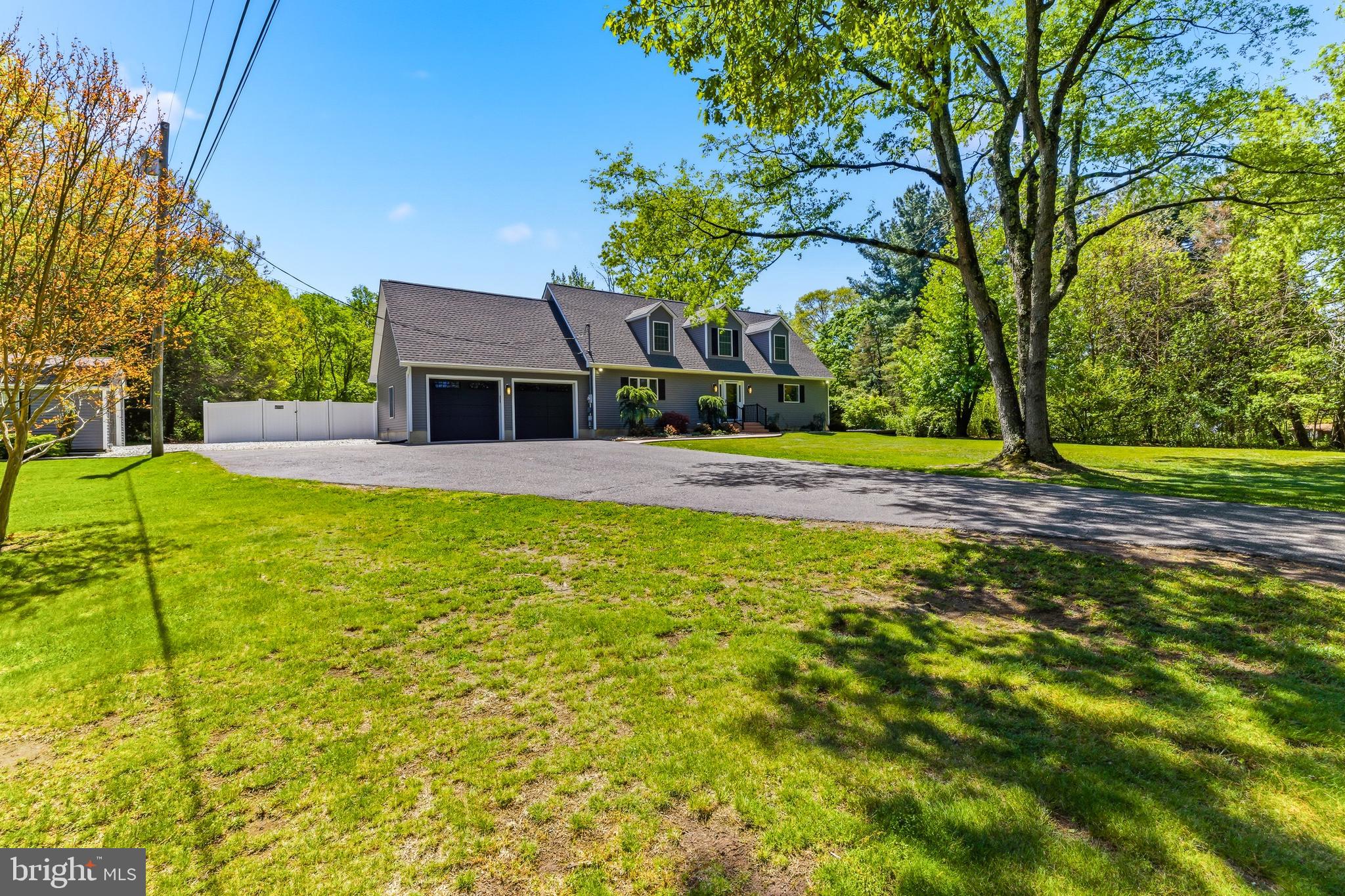 412 Greentree Road Sewell, NJ 08080 - Photo 4 of 61