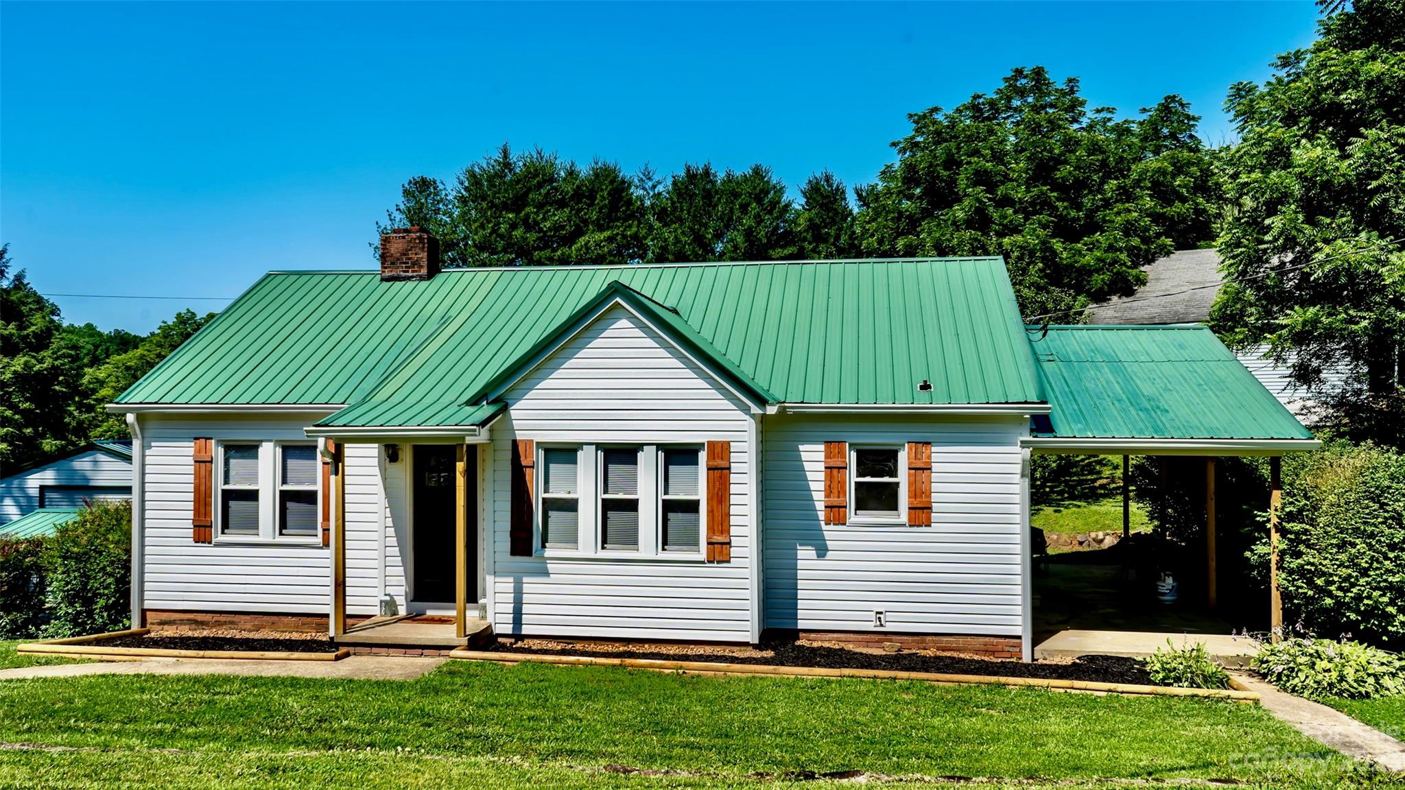 19 Beaman Road Marion, NC 28752 - Photo 2 of 33 Gallery Image 2