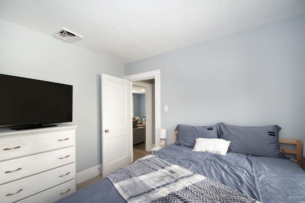 16 Elinor Road Weymouth, MA 02190 - Photo 16 of 30 Gallery Image 16