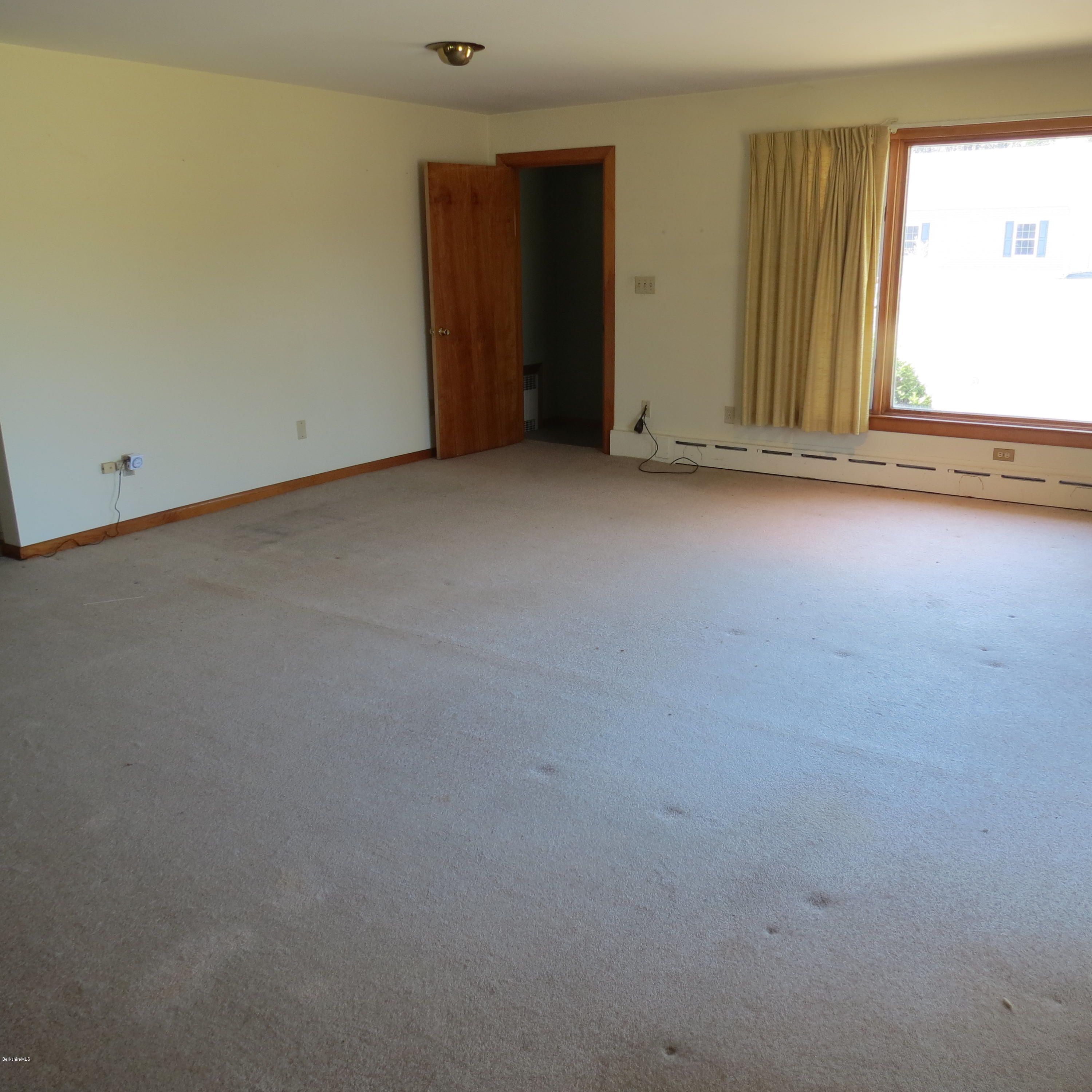 236 Middle Road Clarksburg, MA 01247 - Photo 8 of 44 Living room