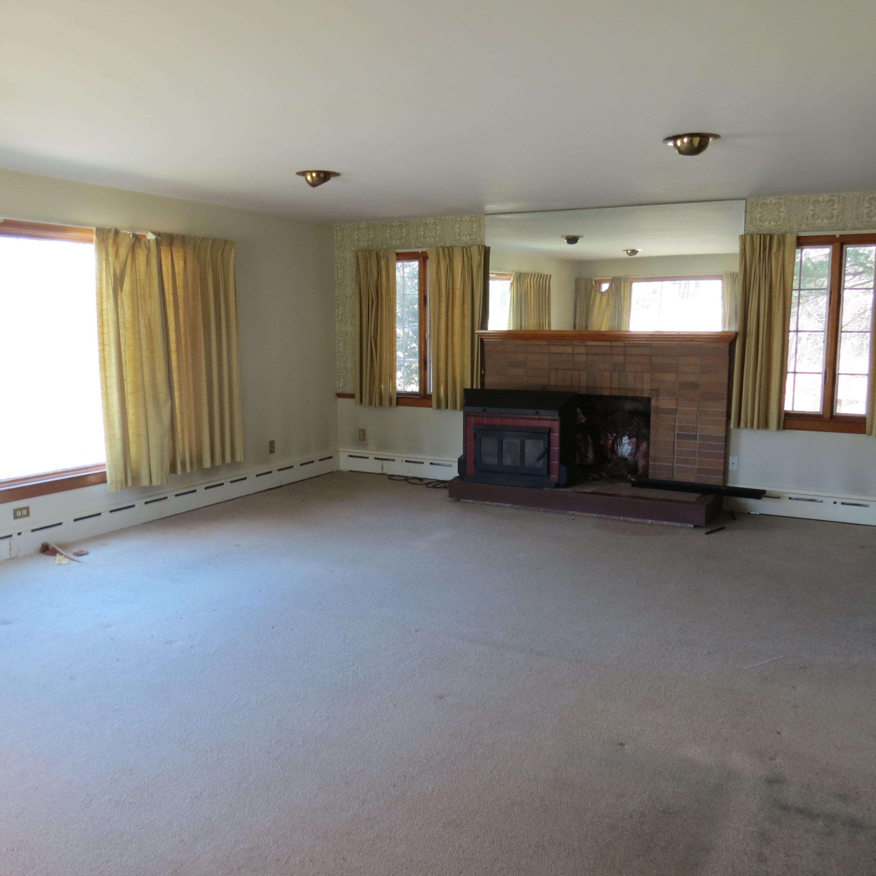 236 Middle Road Clarksburg, MA 01247 - Photo 9 of 44 Living room