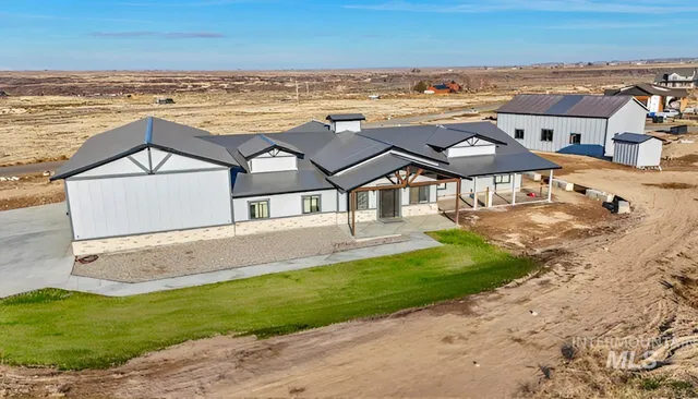 $1,520,200 | 4038 North 3510th Street East, Kimberly, ID 83341