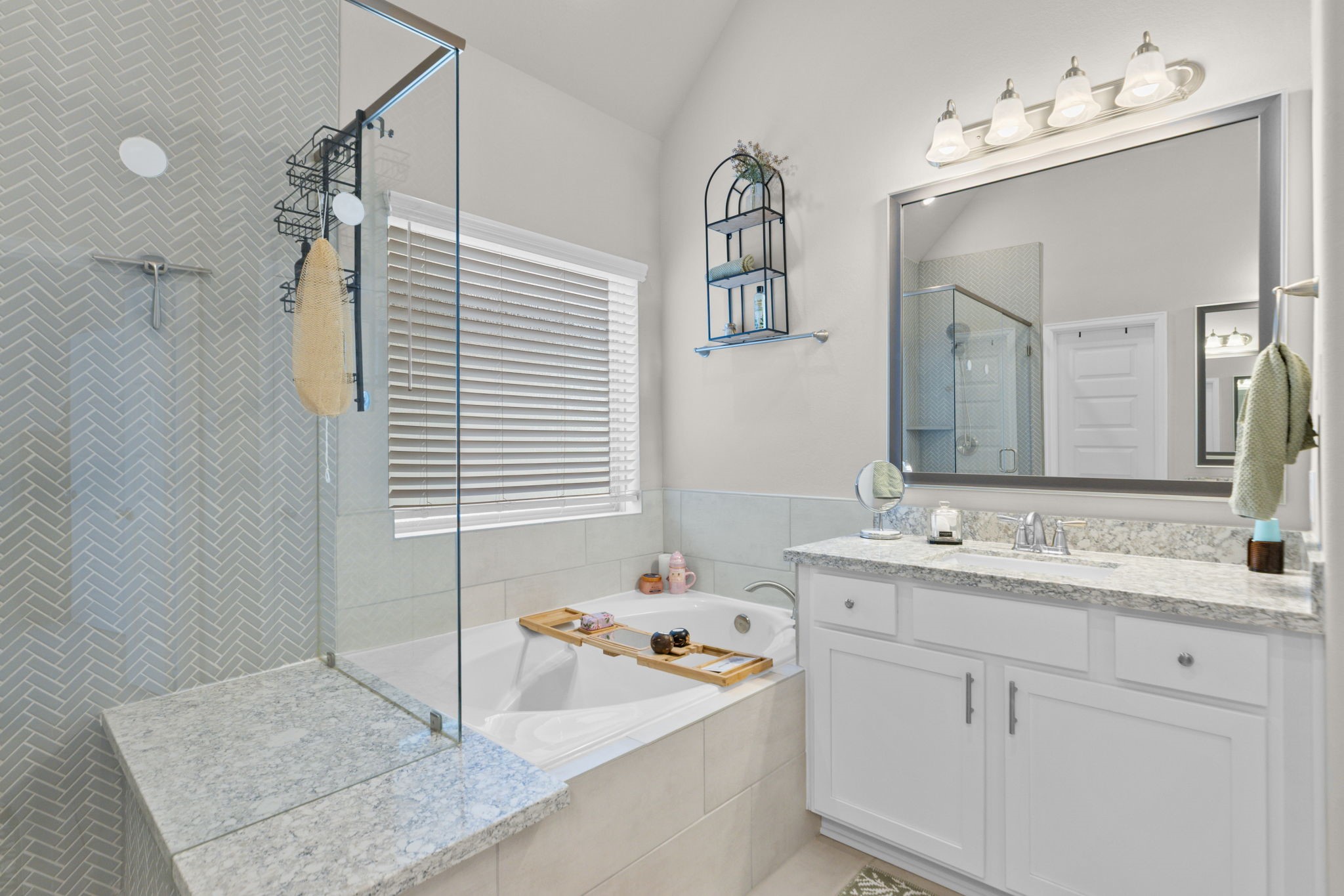 4004 Centre Meadow Way Houston, TX 77043 - Photo 26 of 33