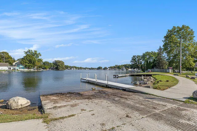 $299,900 | 4434 Allison Drive, Michigan Center, MI 49254