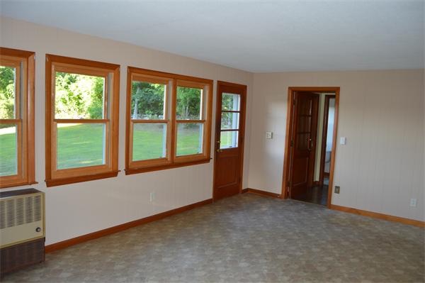 454 Dipping Hole Road Wilbraham, MA 01095 - Photo 12 of 14 an empty room with a window
