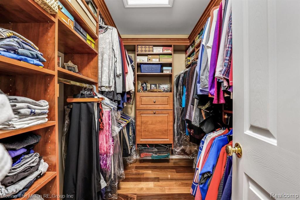 121 Woodward Road Canton, MI 48188 - Photo 7 of 47