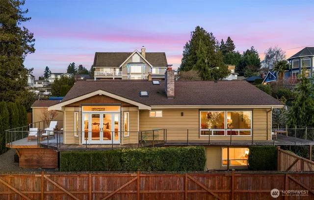 $1,375,000 | 904 North 36th Street, Renton, WA 98056