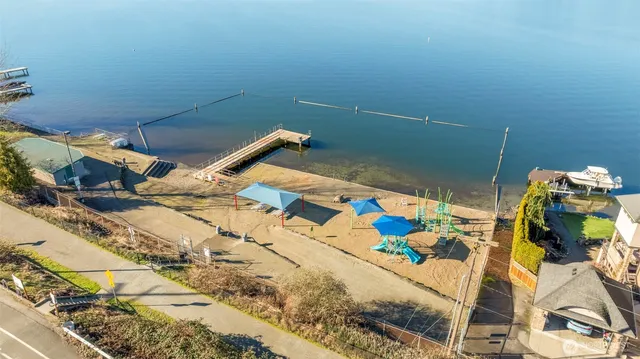 $1,375,000 | 904 North 36th Street, Renton, WA 98056