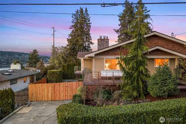 $1,375,000 | 904 North 36th Street, Renton, WA 98056