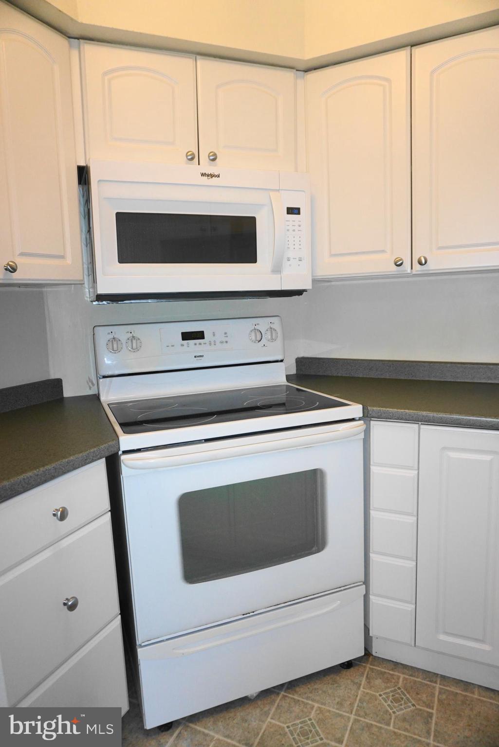 11 Turnbridge Road Newark, DE 19713 - Photo 5 of 16 Kitchen