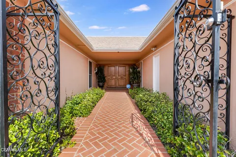 $1,285,000 | 16317 Keeler Drive, Granada Hills, CA 91344