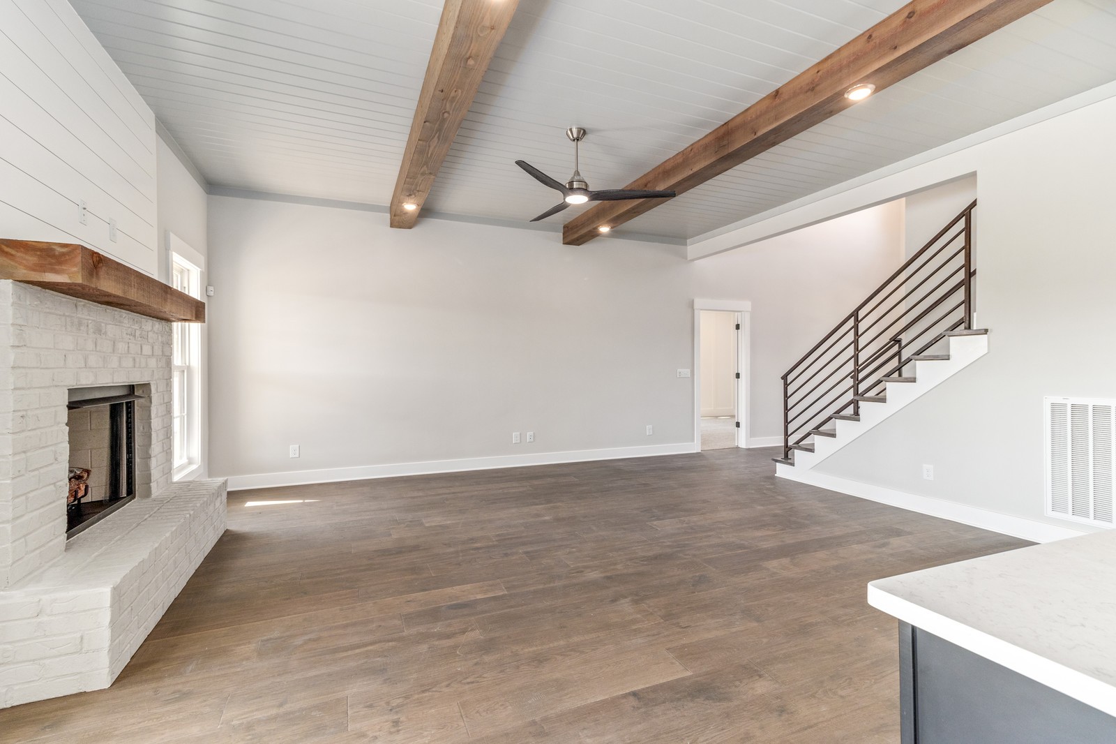 15 Albright Road Clarksville, TN 37043 - Photo 17 of 33 Gallery Image 17