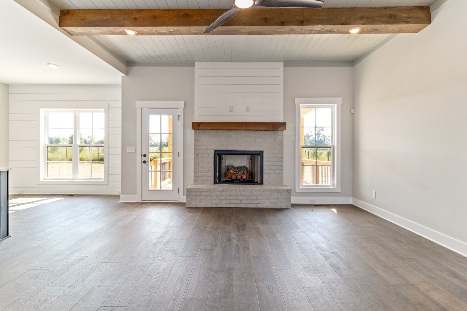 15 Albright Road Clarksville, TN 37043 - Photo 7 of 33 Gallery Image 7