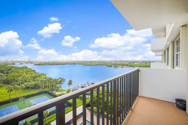 $5,000 | 2121 North Ocean Boulevard, Unit 1105W, Boca Raton, FL 33431