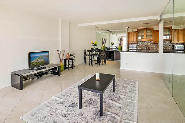 $5,000 | 2121 North Ocean Boulevard, Unit 1105W, Boca Raton, FL 33431