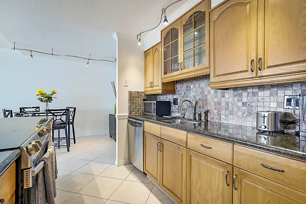 $5,000 | 2121 North Ocean Boulevard, Unit 1105W, Boca Raton, FL 33431