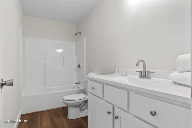 $419,900 | 8 B The Crossings At Village Center Drive, Barrington, NH 03825