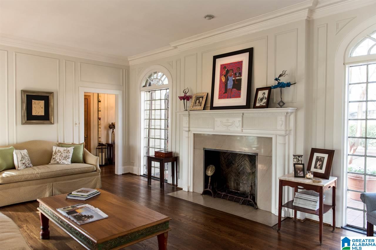 2640 Crest Road South Birmingham, AL 35223 - Photo 5 of 33