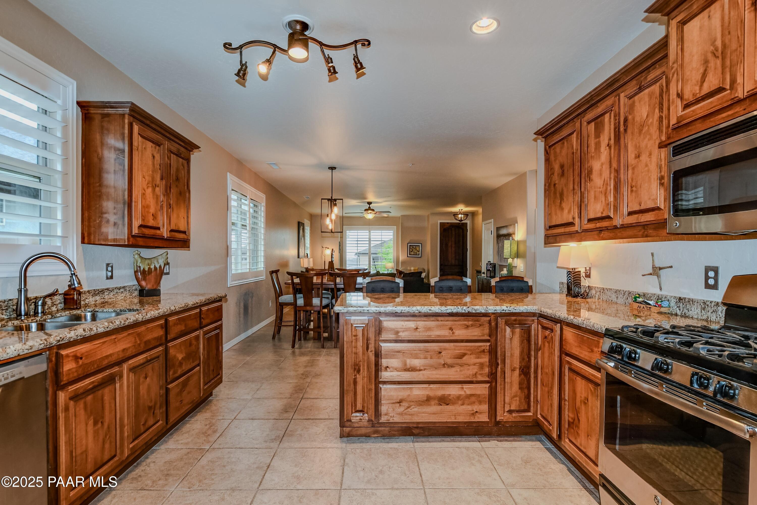 345 Breezy Road Prescott, AZ 86301 - Photo 6 of 15 Rich Cabinetry & Granite