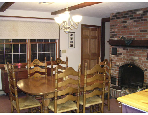 87 Justice Hill Road Sterling, MA 01564 - Photo 2 of 5 Gallery Image 2