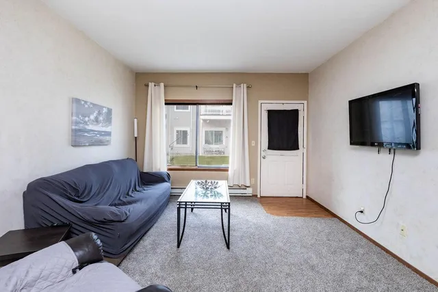 $143,500 | 3305 15th Avenue South, Unit B, Fargo, ND 58103