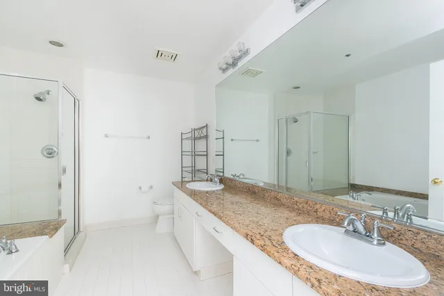 $3,150 | 100 Harborview Drive, Unit 513, Baltimore, MD 21230