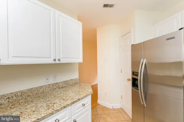 $3,150 | 100 Harborview Drive, Unit 513, Baltimore, MD 21230