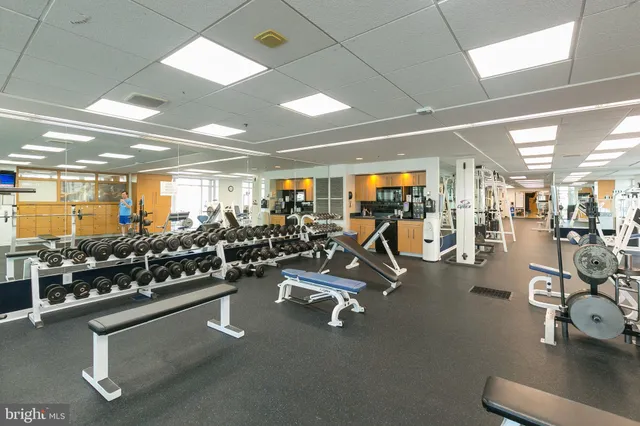 $3,150 | 100 Harborview Drive, Unit 513, Baltimore, MD 21230