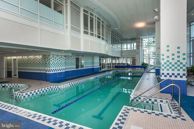 $3,150 | 100 Harborview Drive, Unit 513, Baltimore, MD 21230