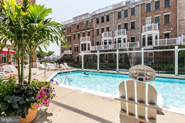 $3,150 | 100 Harborview Drive, Unit 513, Baltimore, MD 21230