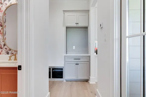 $882,180 | 102 Dusty Ridge Drive, Youngsville, LA 70592