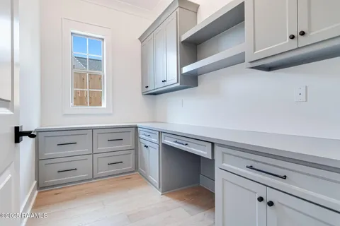 $882,180 | 102 Dusty Ridge Drive, Youngsville, LA 70592