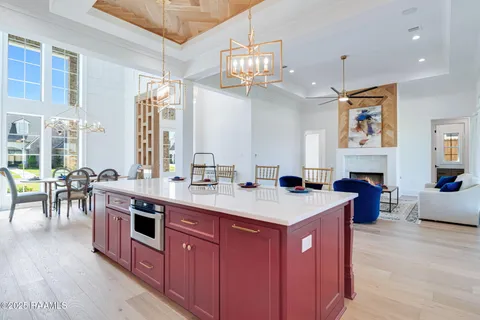 $882,180 | 102 Dusty Ridge Drive, Youngsville, LA 70592