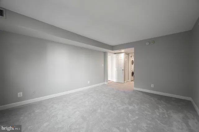 $445,000 | 5000 Battery Lane, Unit 207, Bethesda, MD 20814