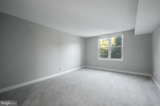 $445,000 | 5000 Battery Lane, Unit 207, Bethesda, MD 20814