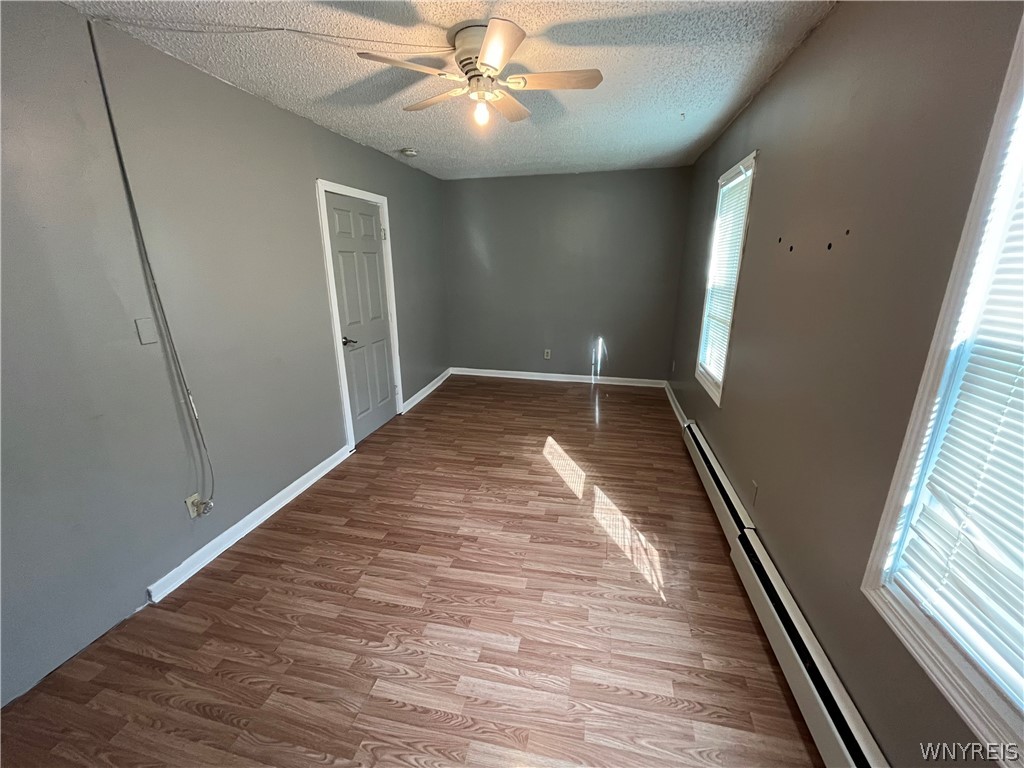 17 Edith Street Tonawanda, NY 14150 - Photo 19 of 43 Extra room/possible bedroom bedroom (downstairs)