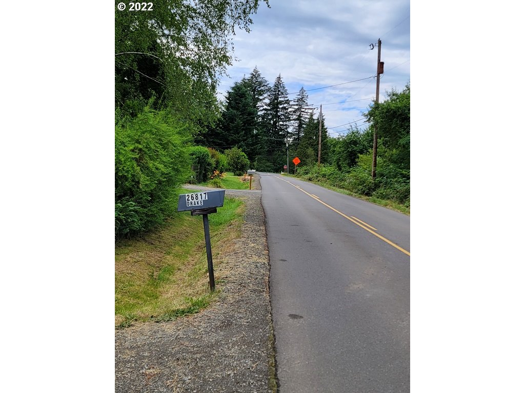 26817 Northeast Hathaway Road Camas, WA 98607 - Photo 11 of 25 a view of a yard with potted plants