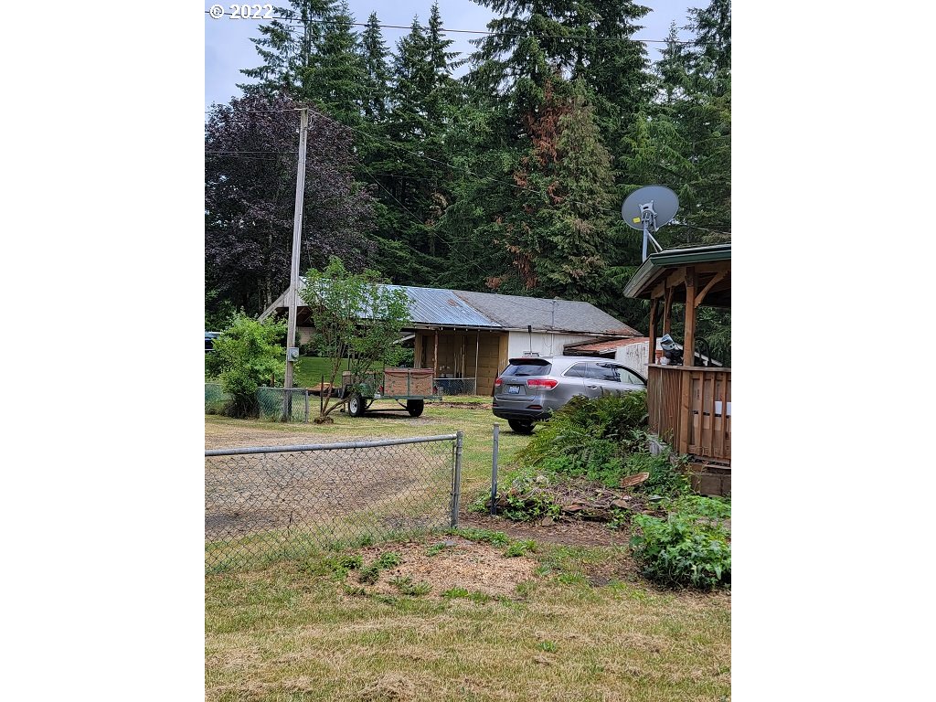 26817 Northeast Hathaway Road Camas, WA 98607 - Photo 7 of 25 a view of a small house