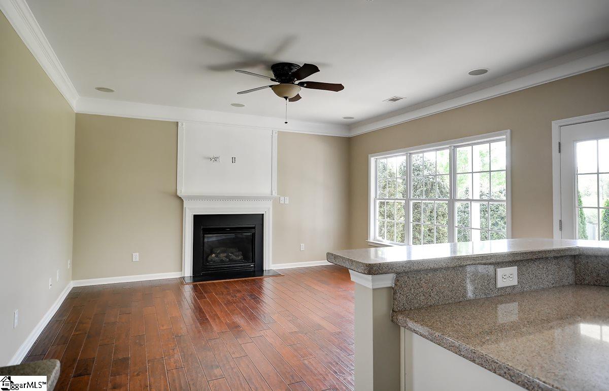 6 Wateree Way Simpsonville, SC 29680 - Photo 10 of 36 Gallery Image 10