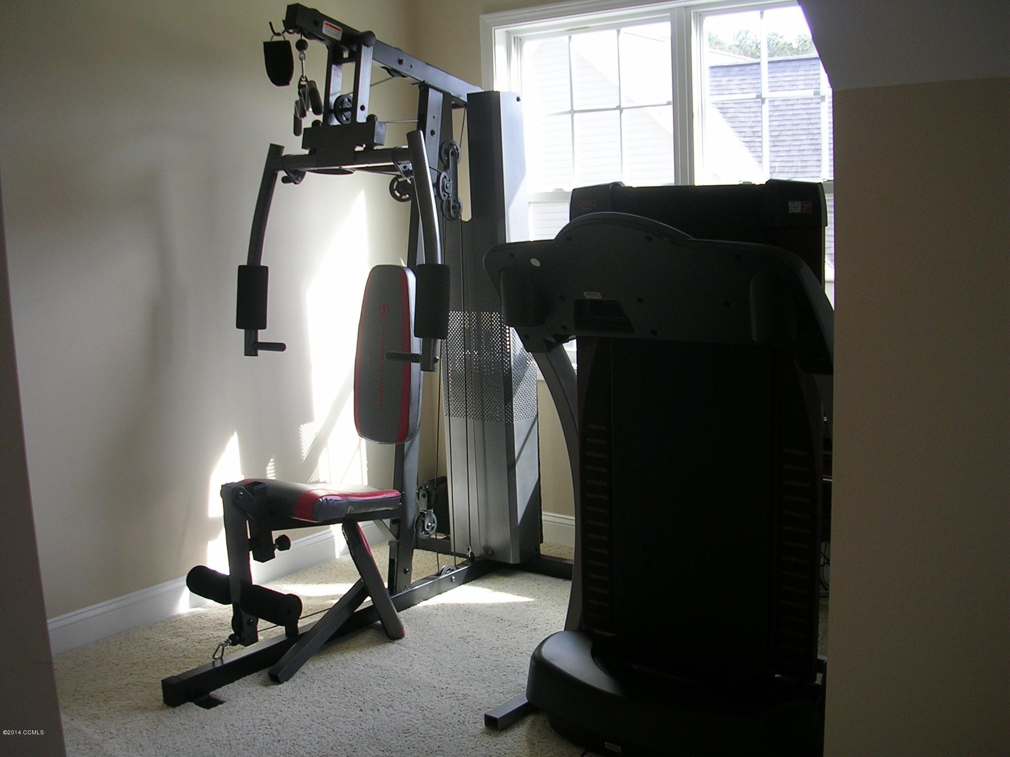 465 Nine Foot Road Newport, NC 28570 - Photo 24 of 33 office,computer area