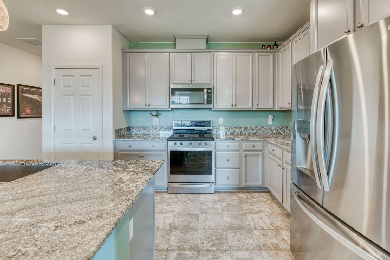 3606 Morro Rock Place Madera, CA 93637 - Photo 15 of 46